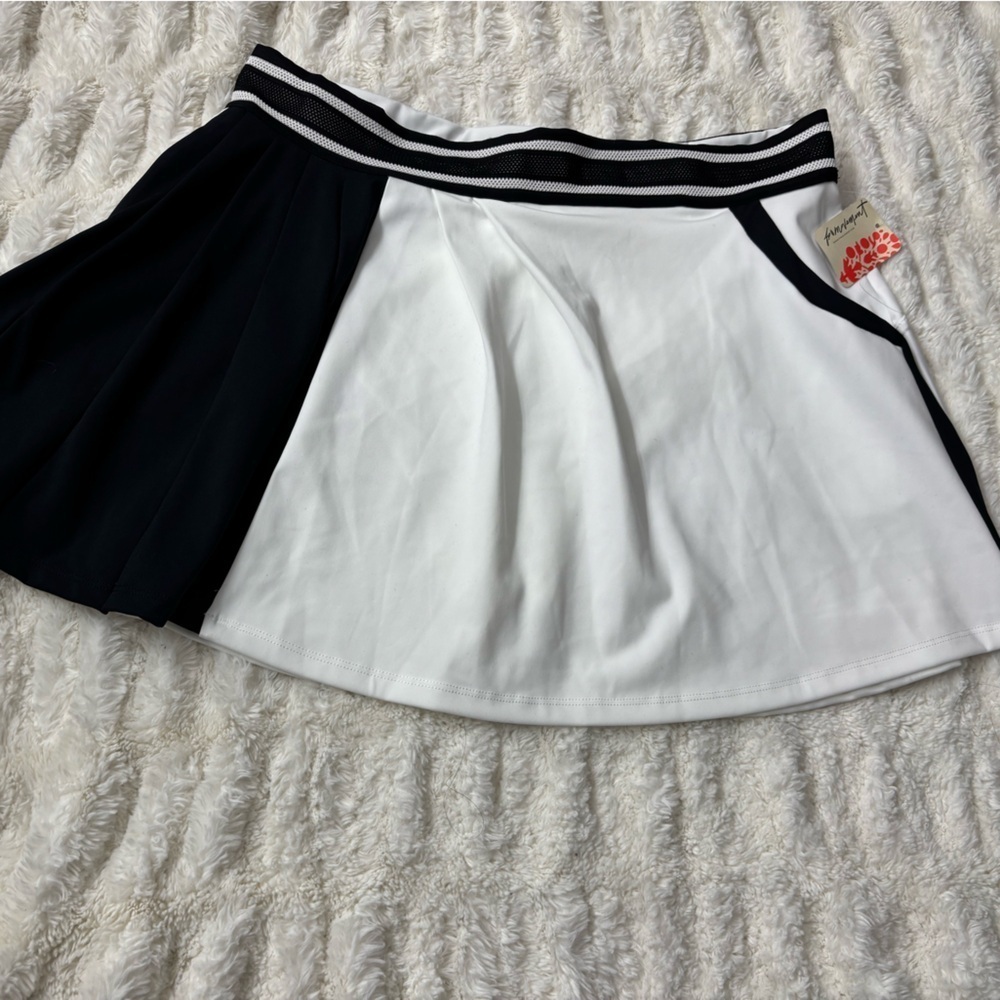 NWT FREE PEOPLE Women’s Active Round Robbin Skirt - Picture 6 of 15